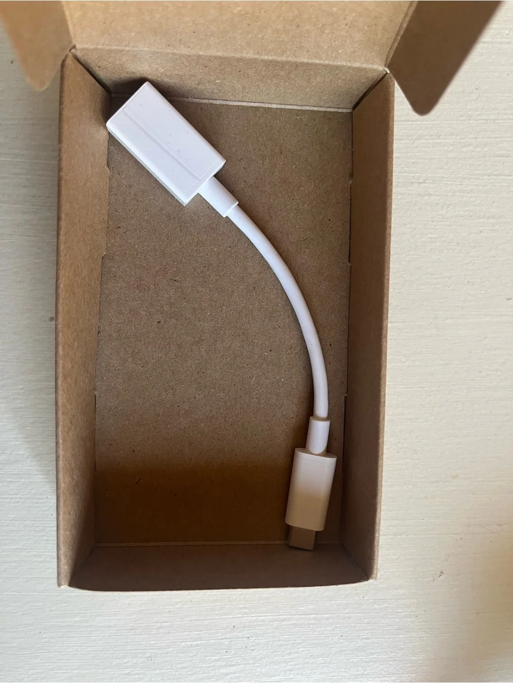 AmazonBasics USB-C to USB-A 3.1 Female Adapter Cable - White